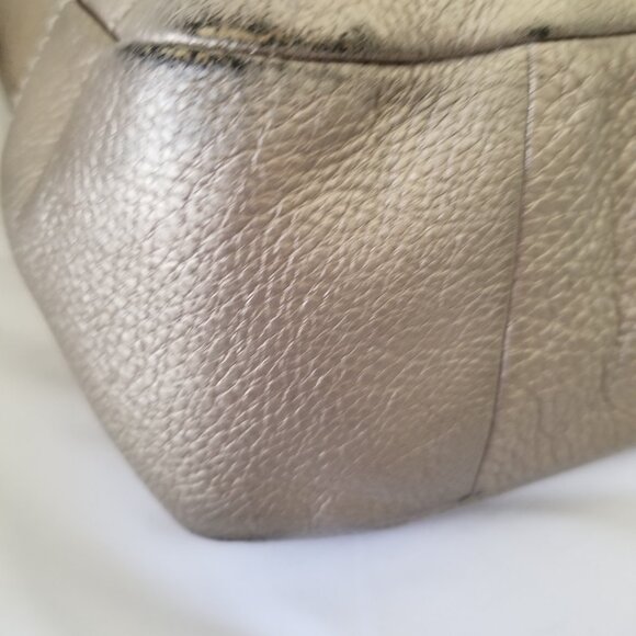Authentic Coach Large Metallic Pebbled Leather Hobo Handbag & Crossbody - Picture 10 of 16